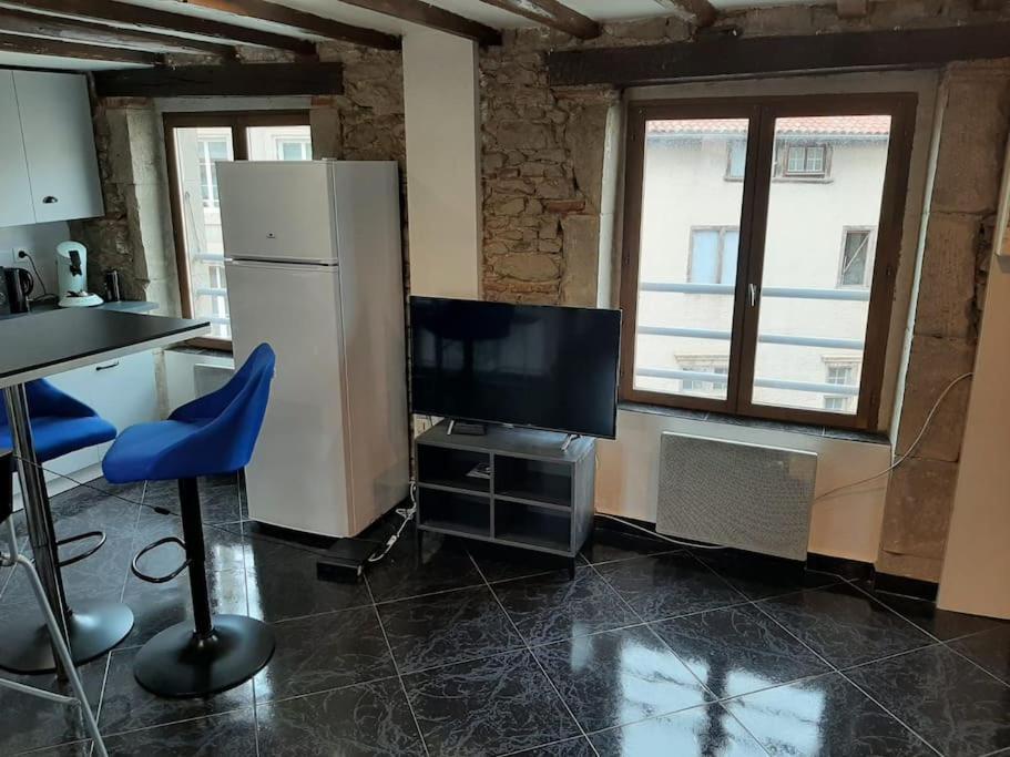 T3 Hyper-Centre Au Calme Tout Equipe Parking Prive Apartment Castres  Exterior photo